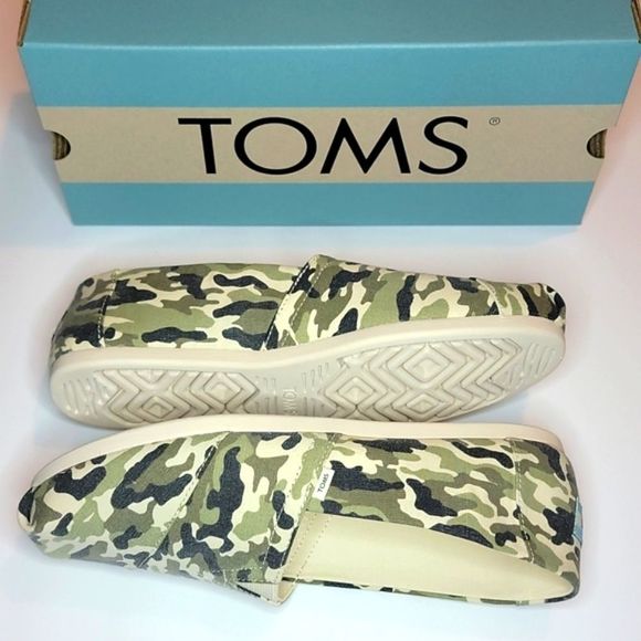 Toms Dirty Olive Camouflage Alpargata Slip-On 10 NWT - Picture 2 of 7